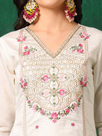 Embroidered Kurta With Pant & Embroidered Organza Dupatta, White - Hiral Fashion - Distacart