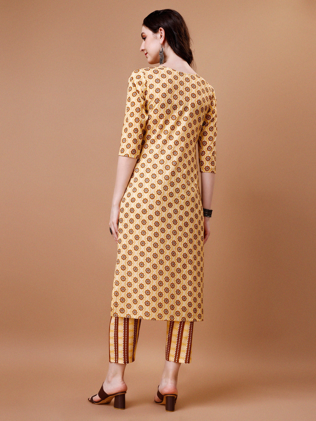 Floral Printed Cotton Kurta With Pant & Dupatta, Multicolor - Hiral Fashion