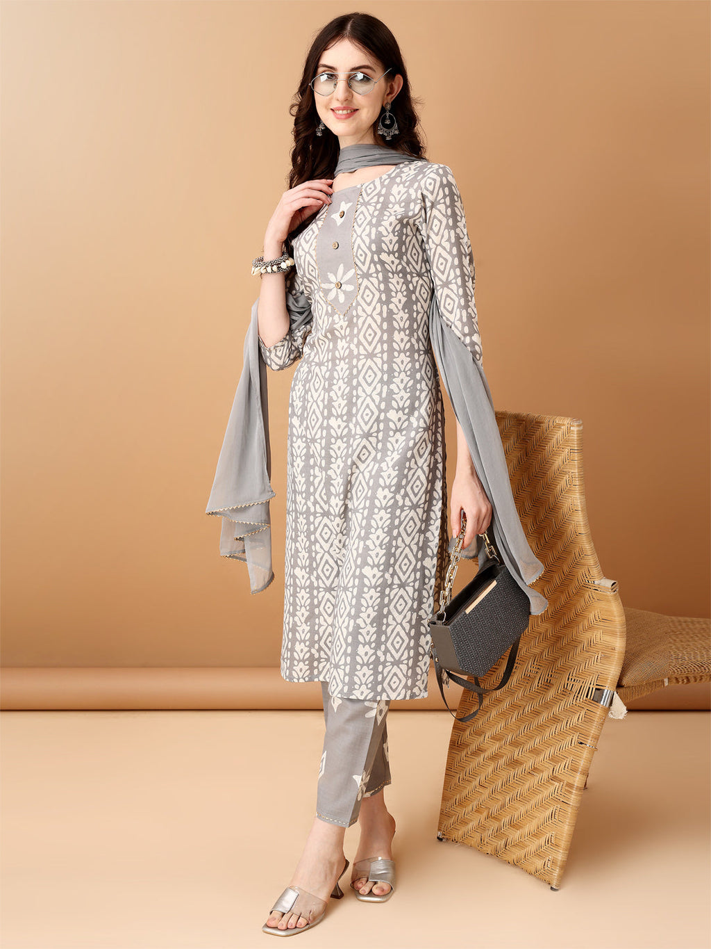 Bandhani Printed Cotton Kurta With Pant & Dupatta, Grey - Hiral Fashion