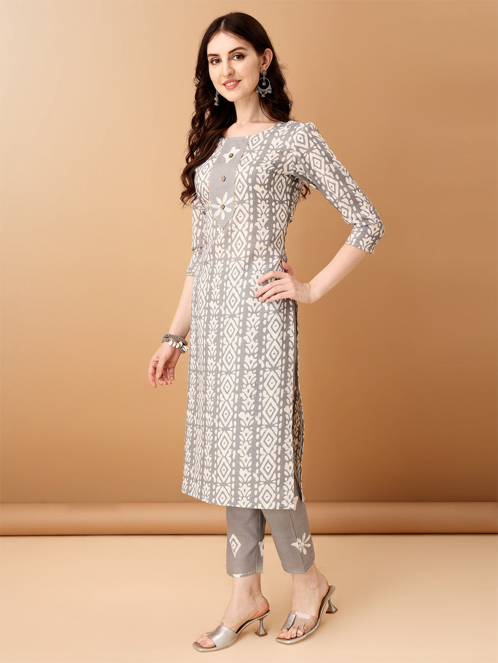 Bandhani Printed Cotton Kurta With Pant & Dupatta, Grey - Hiral Fashion