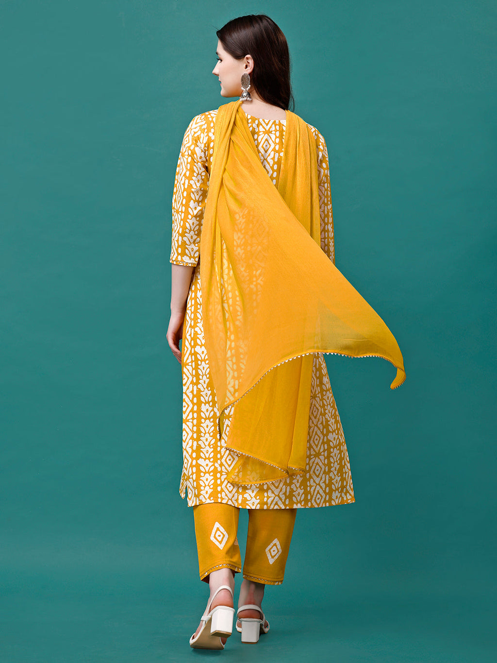 Bandhani Printed Cotton Kurta With Pant & Dupatta, Multicolor - Hiral Fashion - Distacart