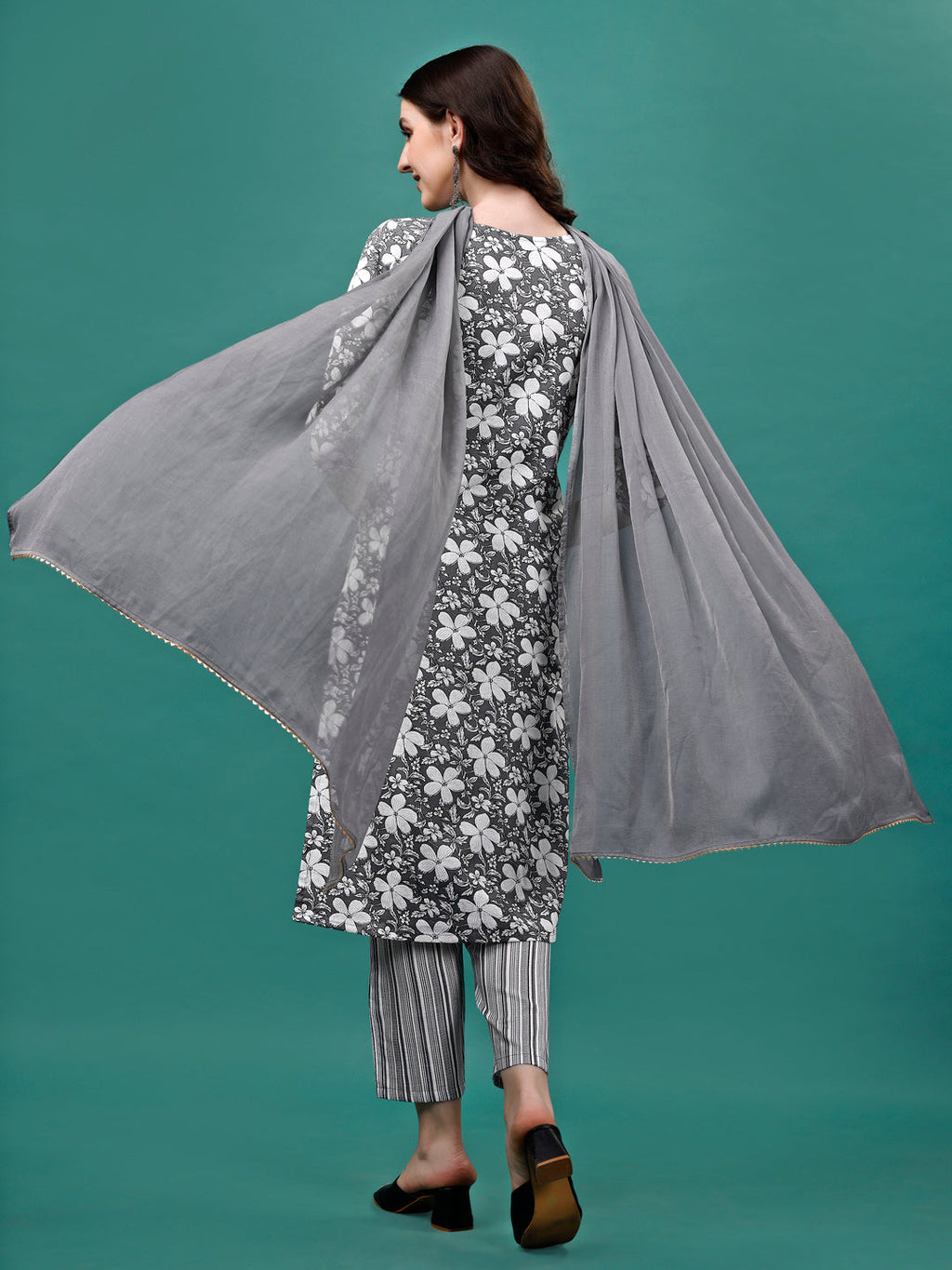 Floral Printed Casual Wear Kurta With Pant & Dupatta, Multicolor - Hiral Fashion - Distacart