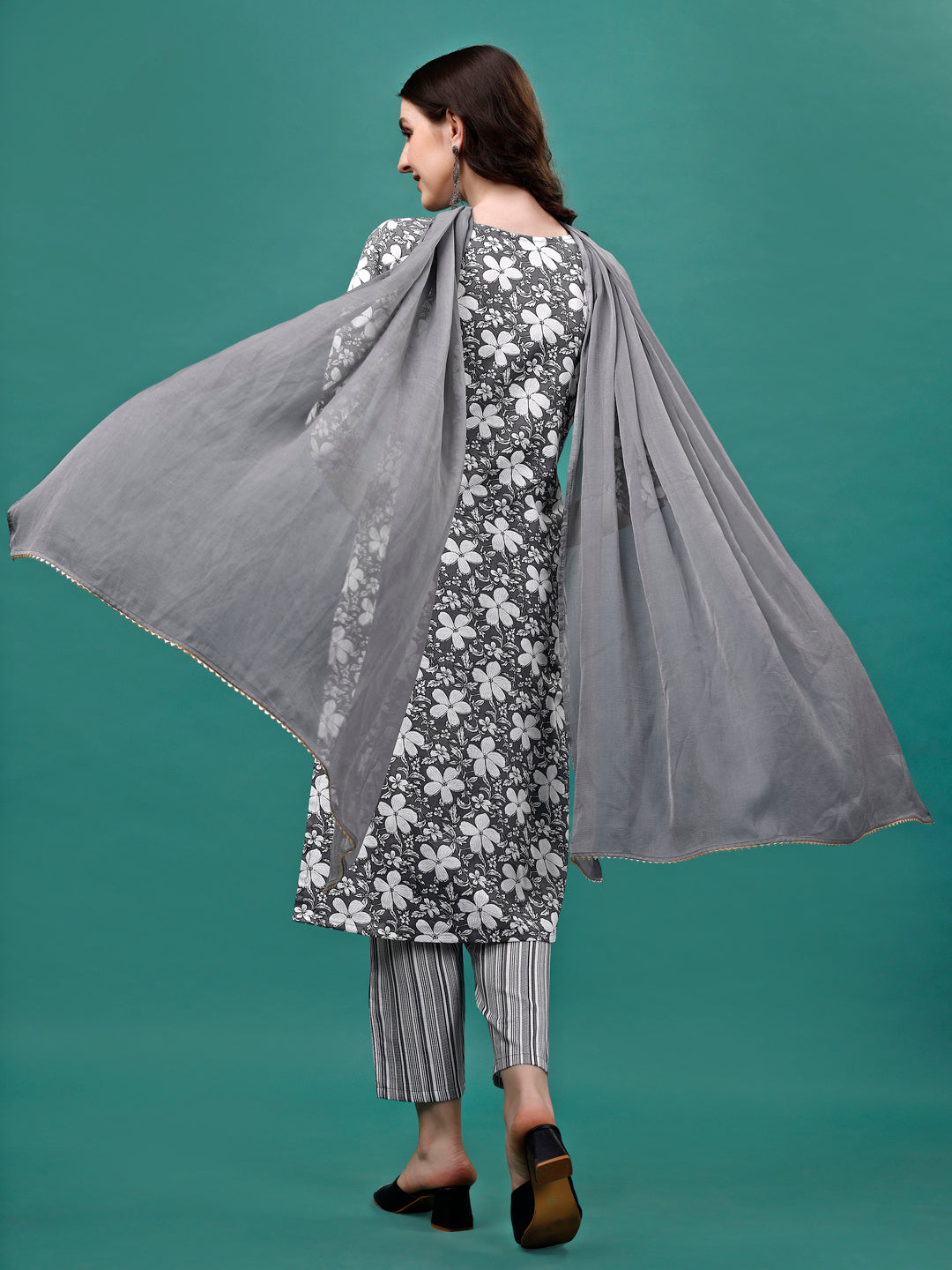 Floral Printed Casual Wear Kurta With Pant & Dupatta, Multicolor - Hiral Fashion - Distacart