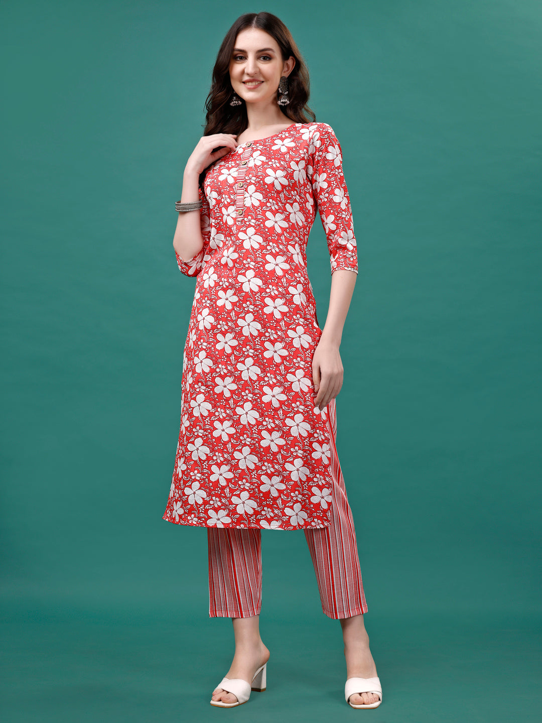 Floral Printed Casual Wear Kurta With Pant & Dupatta, Multicolor - Hiral Fashion - Distacart