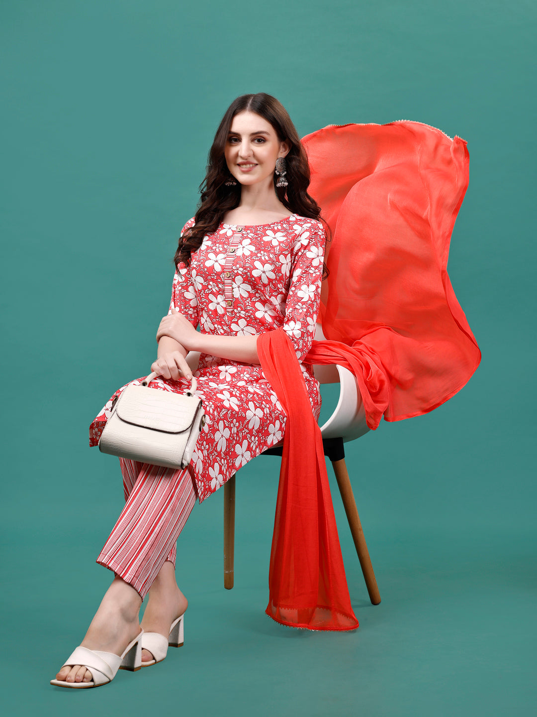 Floral Printed Casual Wear Kurta With Pant & Dupatta, Multicolor - Hiral Fashion - Distacart