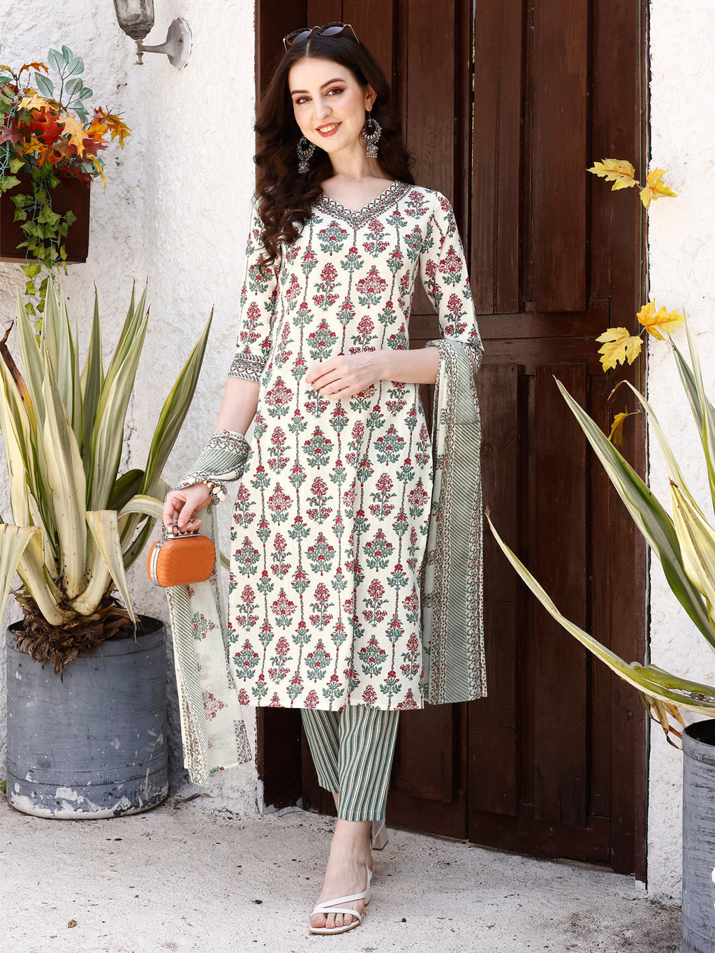 Floral Printed Kurta With Pant & Dupatta, Multicolor - Hiral Fashion
