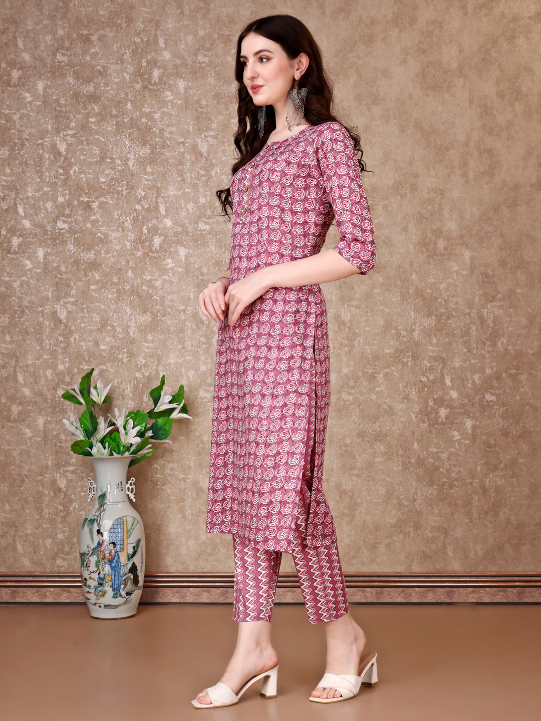 Leaf Printed Kurta With Printed Pant & Dupatta, Multicolor - Hiral Fashion - Distacart