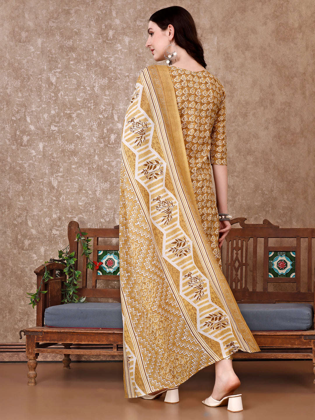 Leaf Printed Kurta With Printed Pant & Dupatta, Multicolor - Hiral Fashion - Distacart