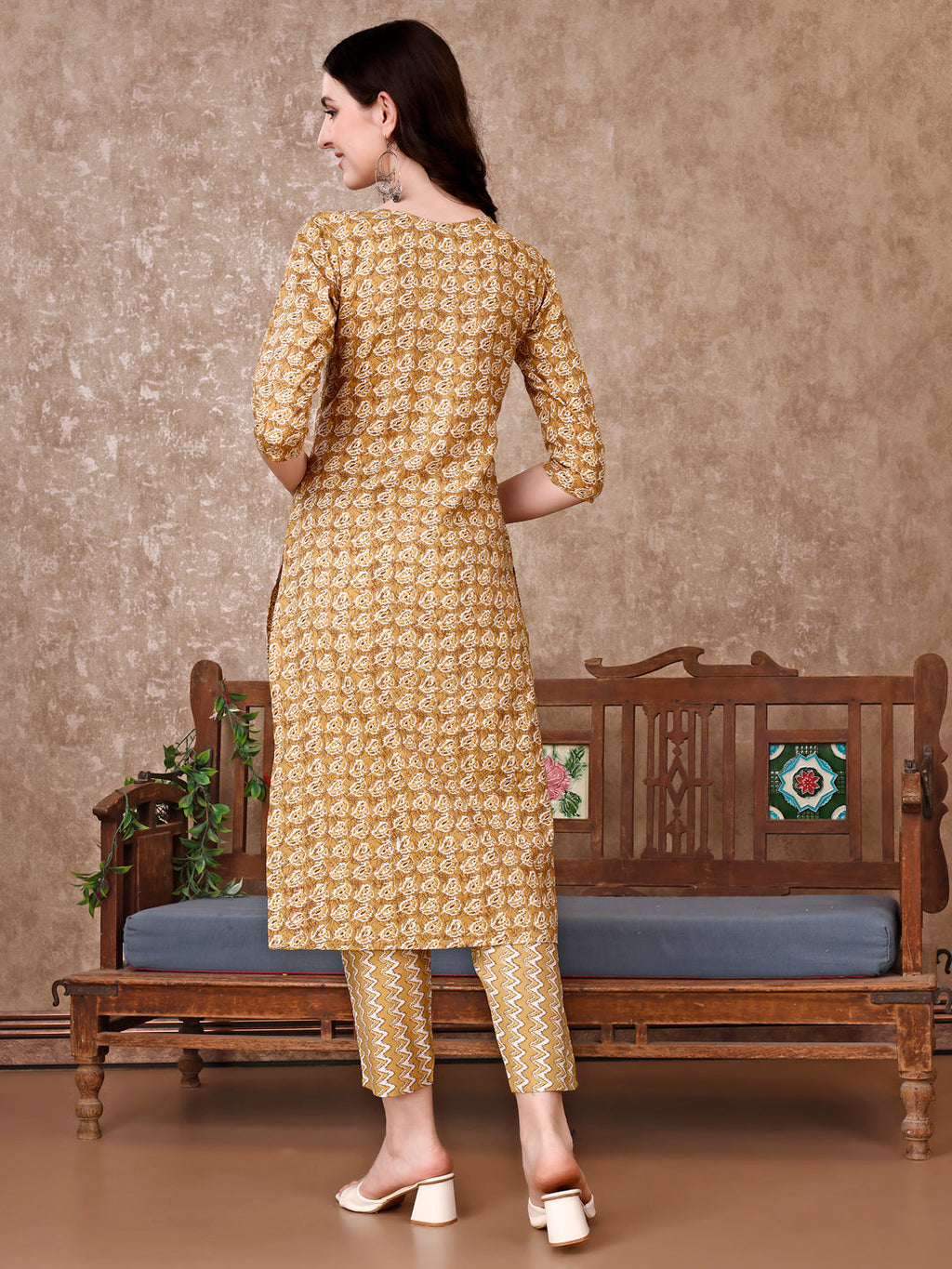 Leaf Printed Kurta With Printed Pant & Dupatta, Multicolor - Hiral Fashion - Distacart