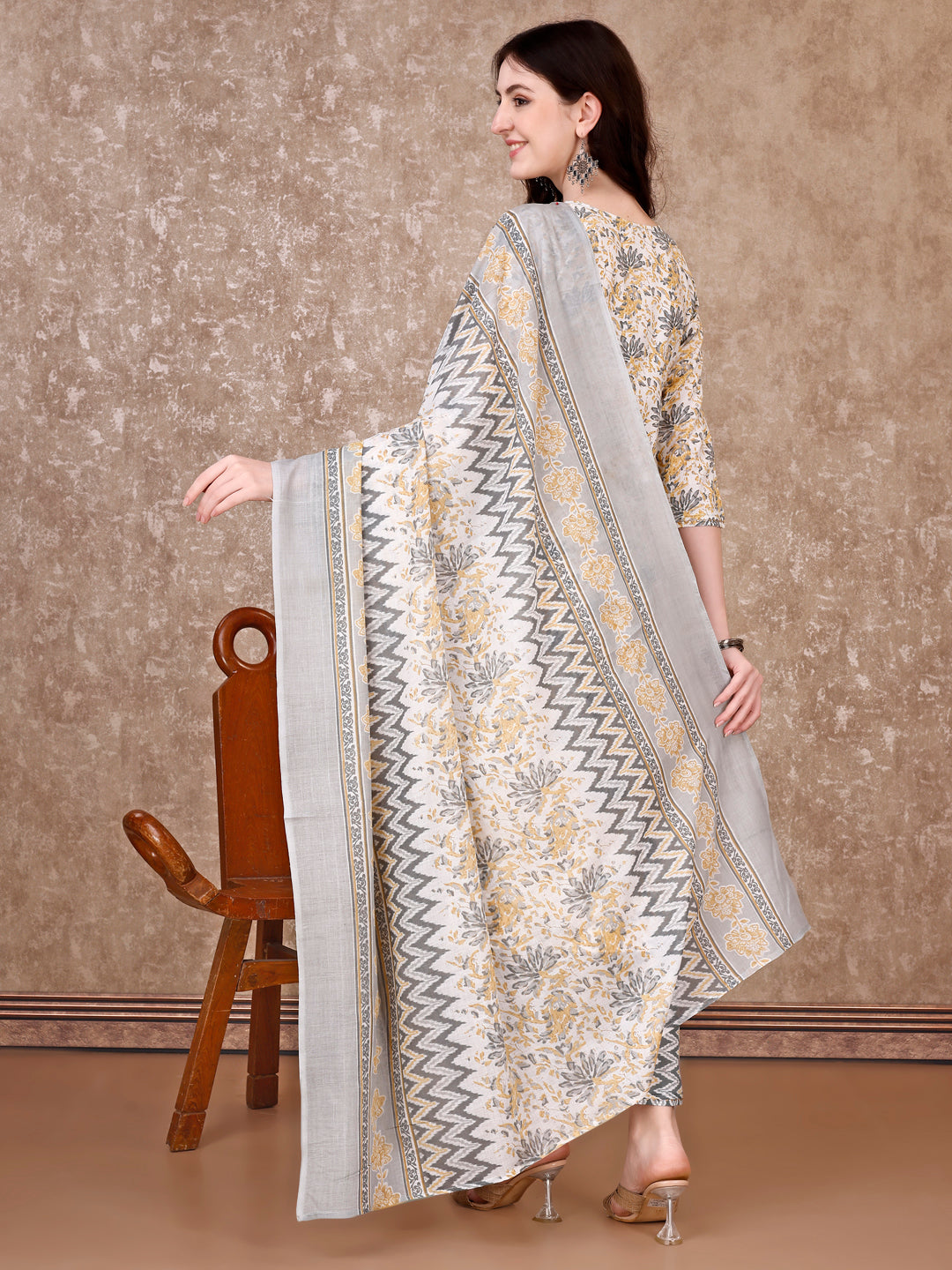 Floral Printed Kurta With Printed Pant & Dupatta, Multicolor - Hiral Fashion - Distacart