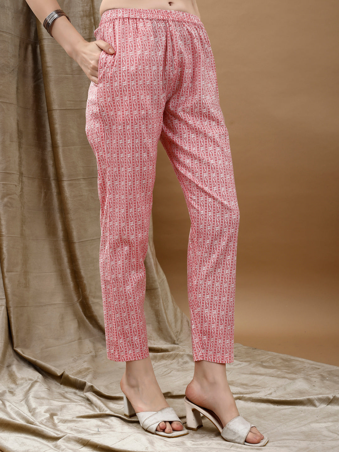 Floral Printed Kurta With Pant & Dupatta, Peach - Hiral Fashion - Distacart