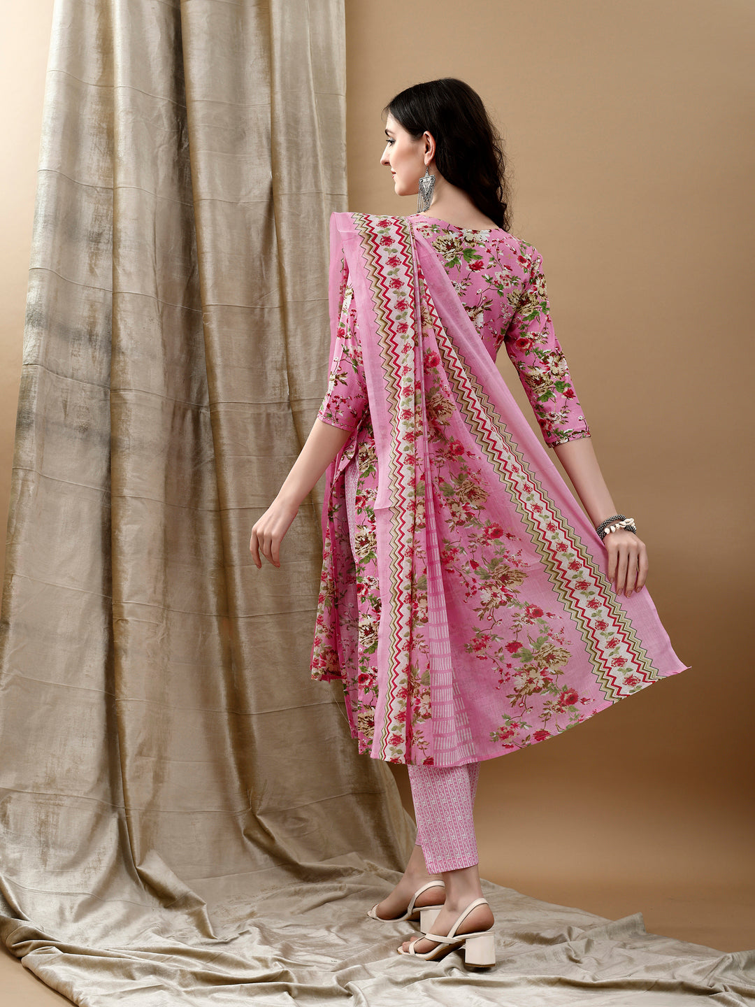 Floral Printed Kurta With Pant & Dupatta, Pink - Hiral Fashion