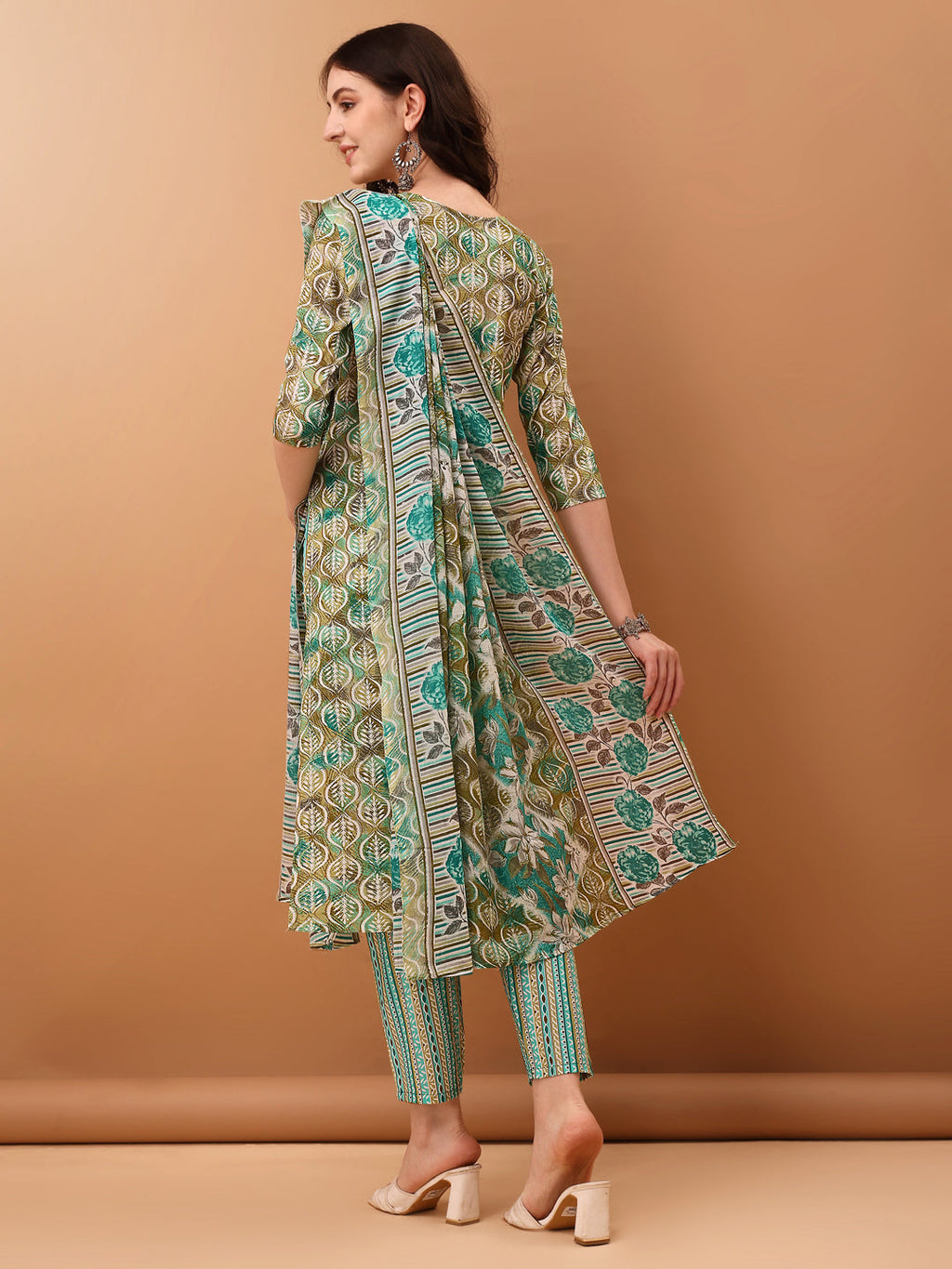 Floral Printed Kurta With Pant & Dupatta, Green - Hiral Fashion - Distacart