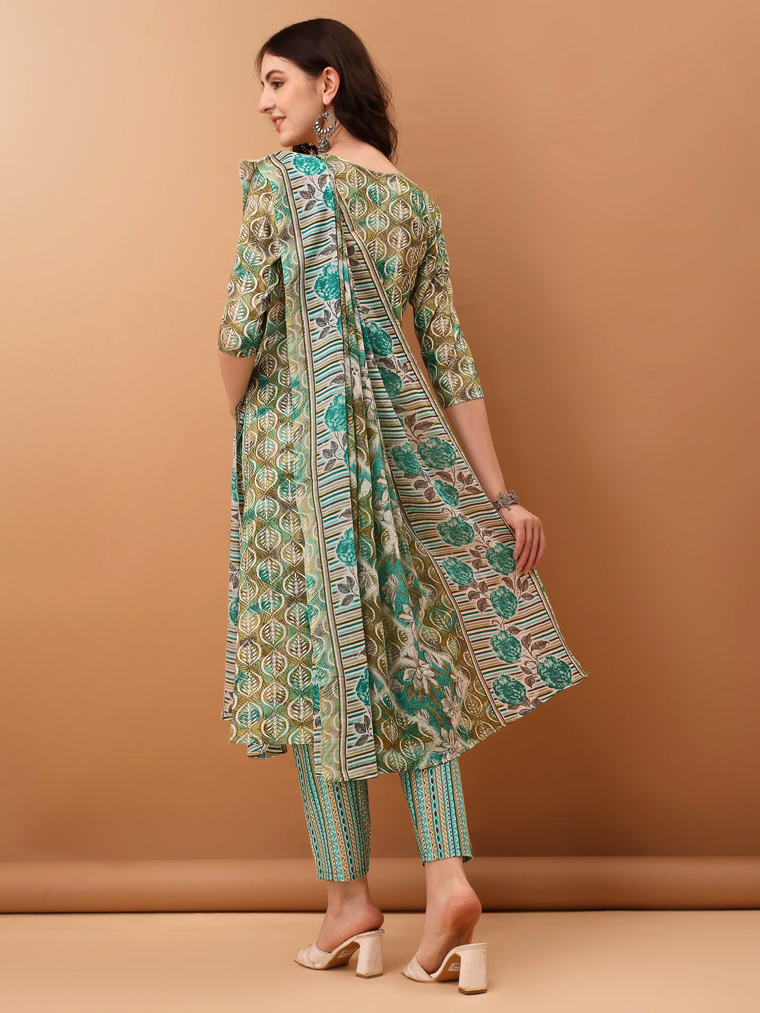 Floral Printed Kurta With Pant & Dupatta, Green - Hiral Fashion - Distacart