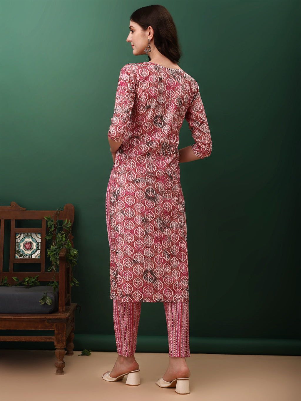 Floral Printed Kurta With Pant & Dupatta, Pink - Hiral Fashion - Distacart