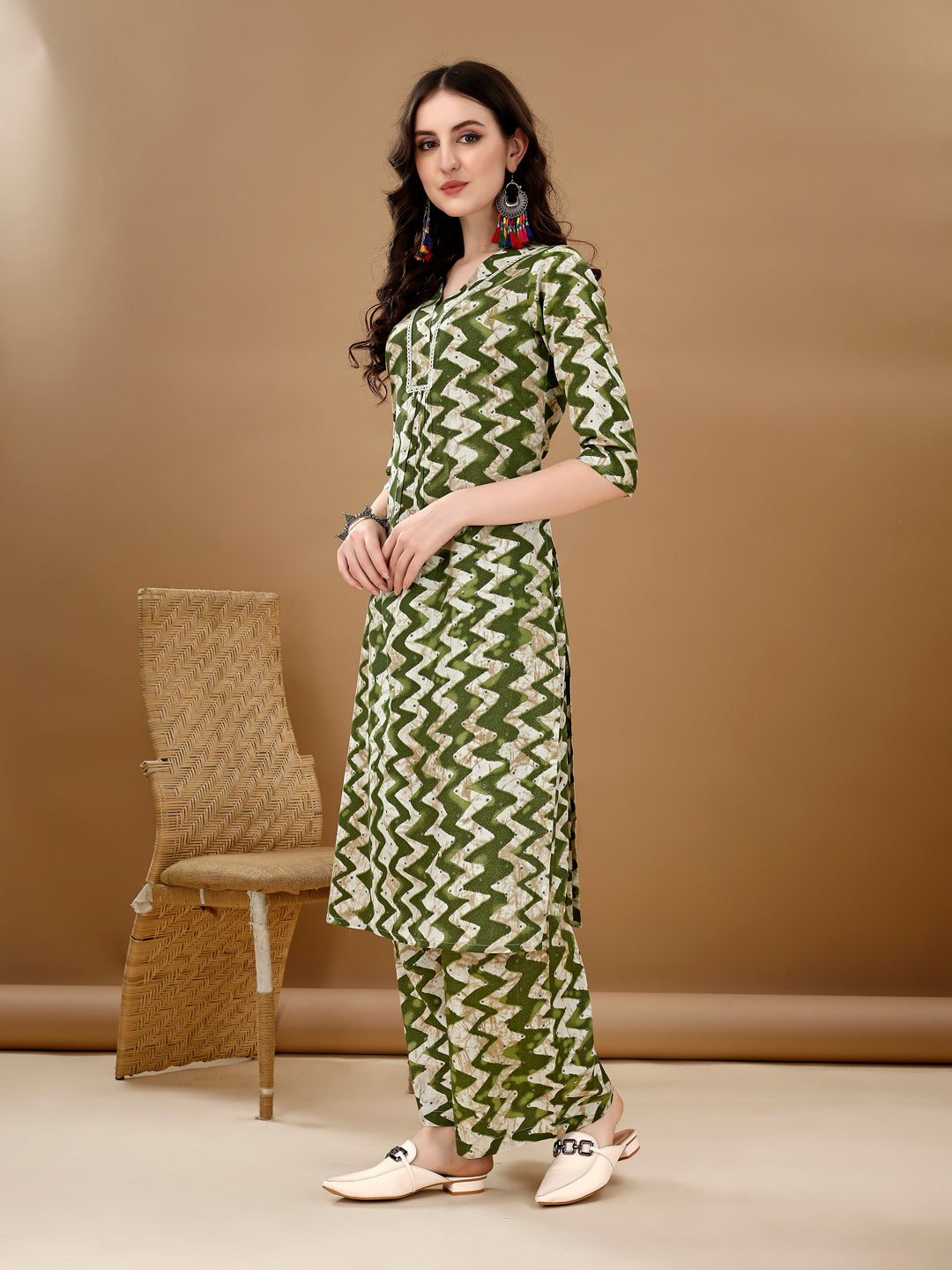 Chevron Printed Kurta With Palazzo Pant & Dupatta, Green - Hiral Fashion - Distacart