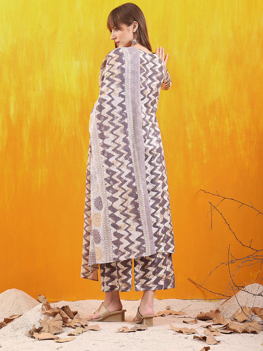 Chevron Printed Kurta With Palazzo Pant & Dupatta, Grey - Hiral Fashion - Distacart