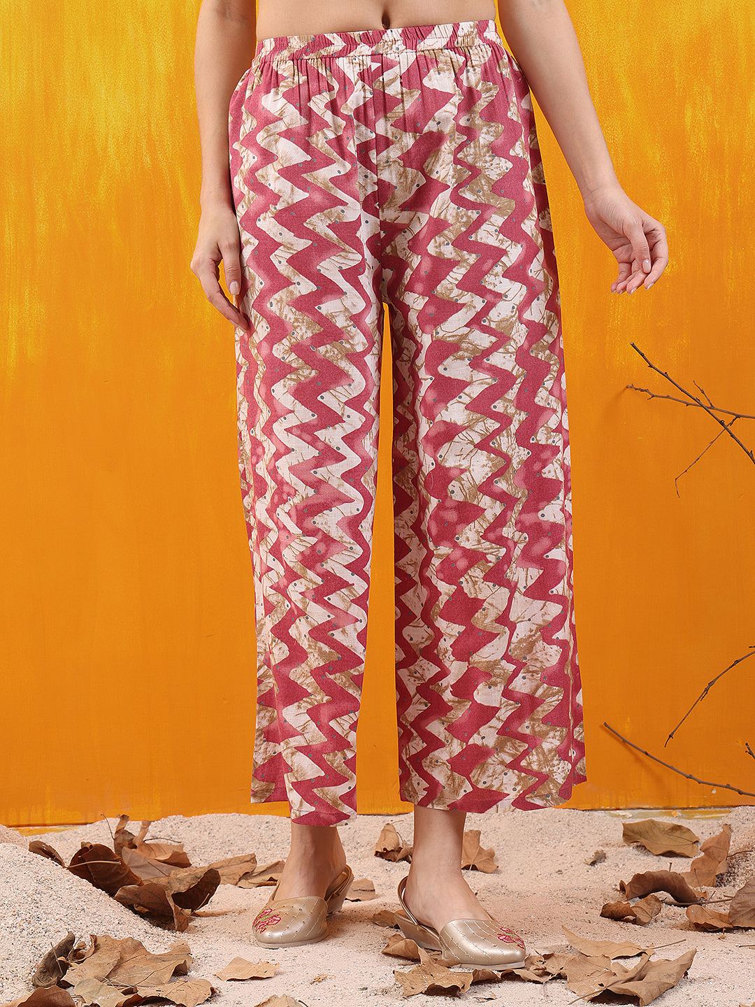 Chevron Printed Kurta With Palazzo Pant & Dupatta, Pink - Hiral Fashion - Distacart