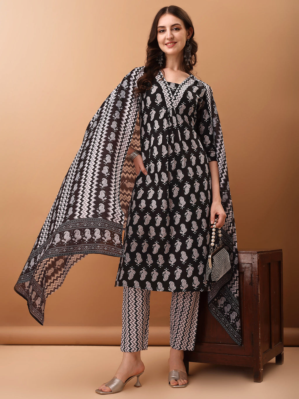 Floral Printed Kurta With Pant & Dupatta, Black - Hiral Fashion