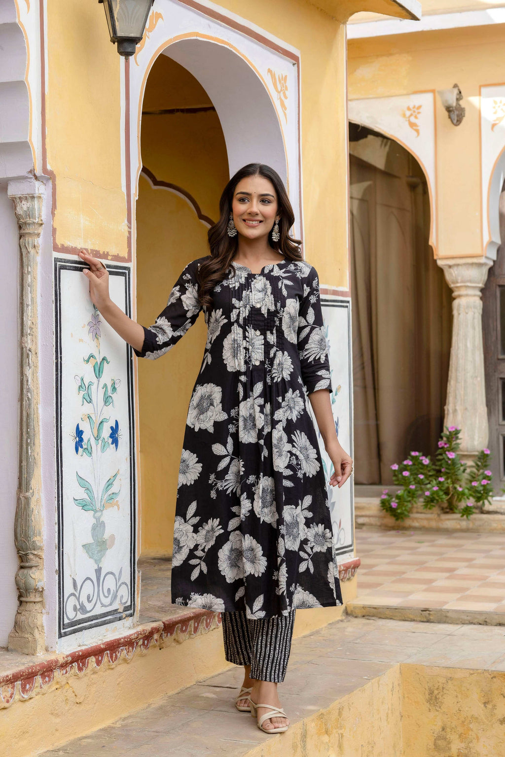 Floral Printed Kurta With Pant & Stripe Printed Dupatta, Black - Hiral Fashion - Distacart