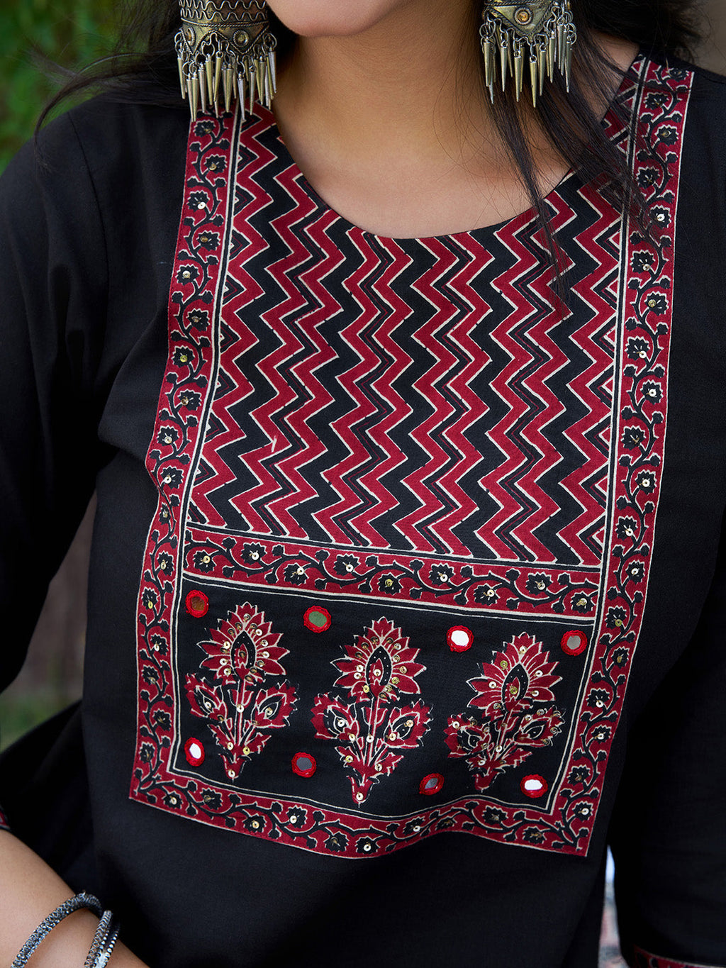 Embroidered & Ethnic Printed Kurta With Pant & Printed Dupatta, Black - Hiral Fashion - Distacart