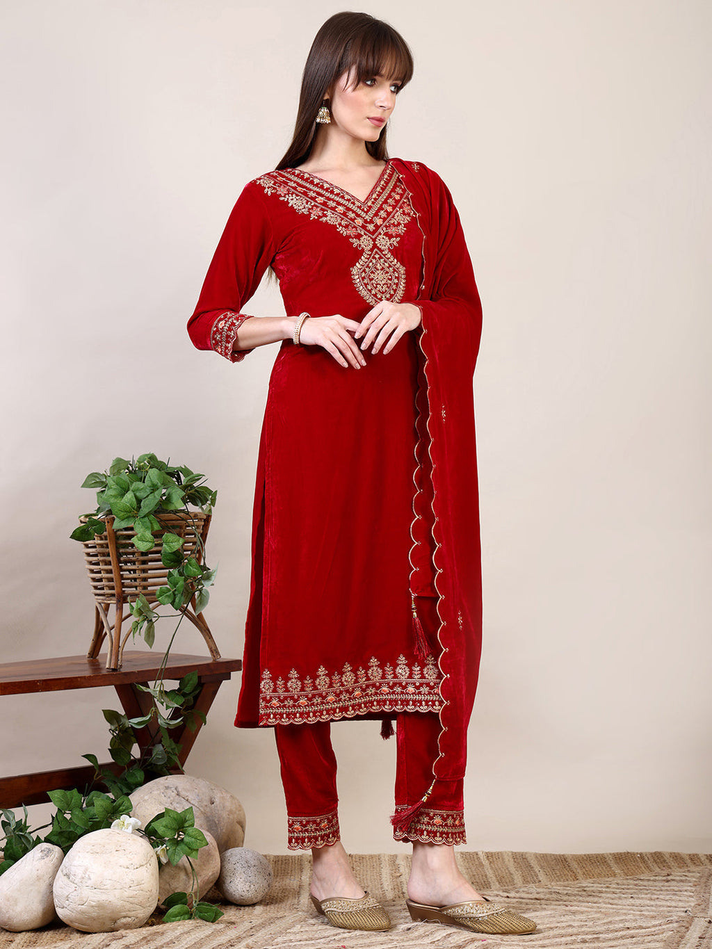 Embroidered Velvet Kurta With Pant & Dupatta, Pink - Hiral Fashion - Distacart