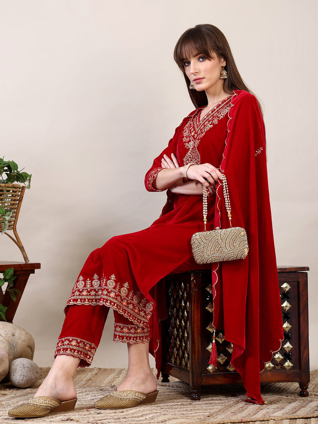 Embroidered Velvet Kurta With Pant & Dupatta, Pink - Hiral Fashion - Distacart
