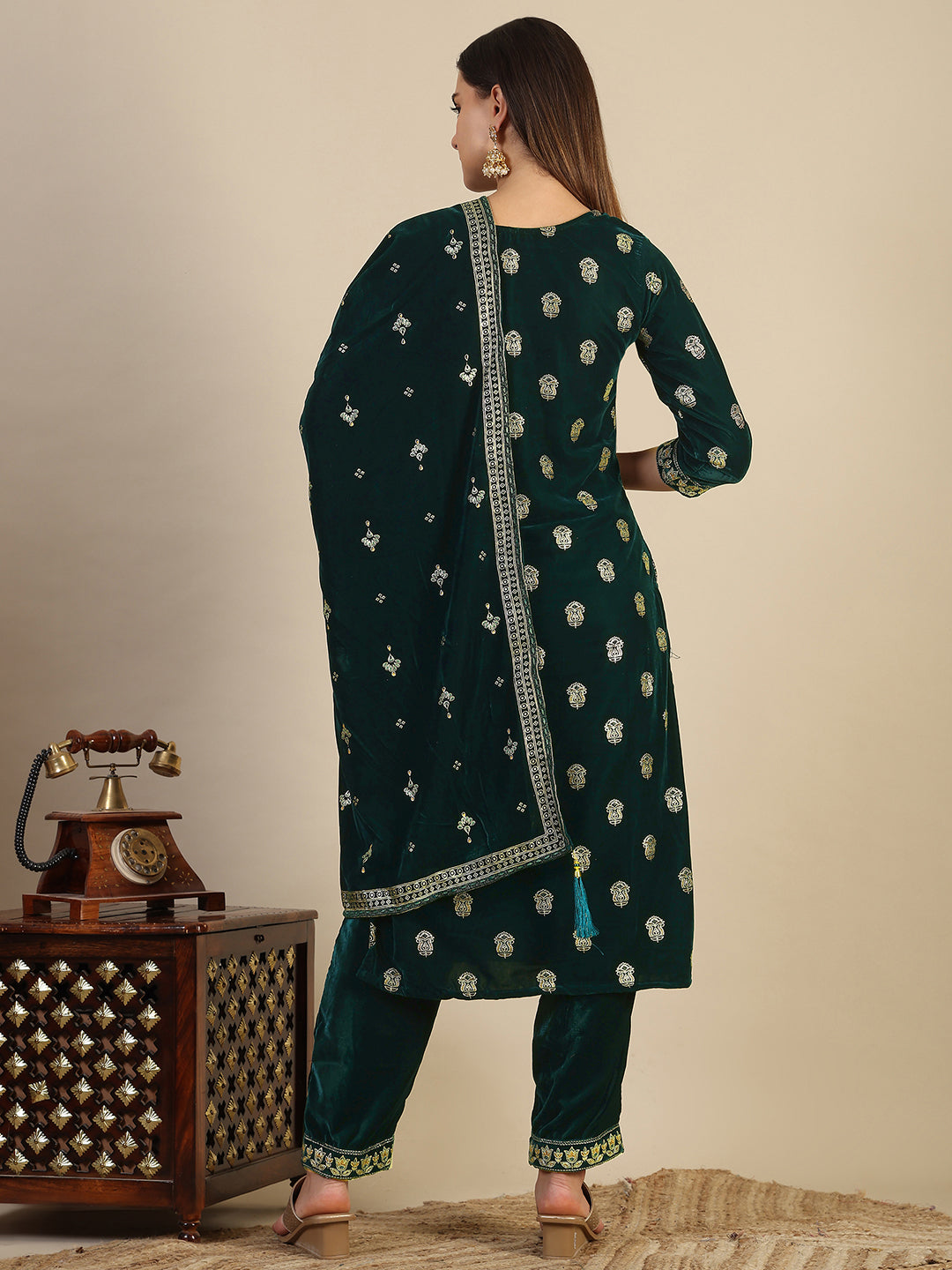 Hand & Foil Printed Velvet Kurta With Pant & Dupatta, Bottle-Green - Hiral Fashion - Distacart