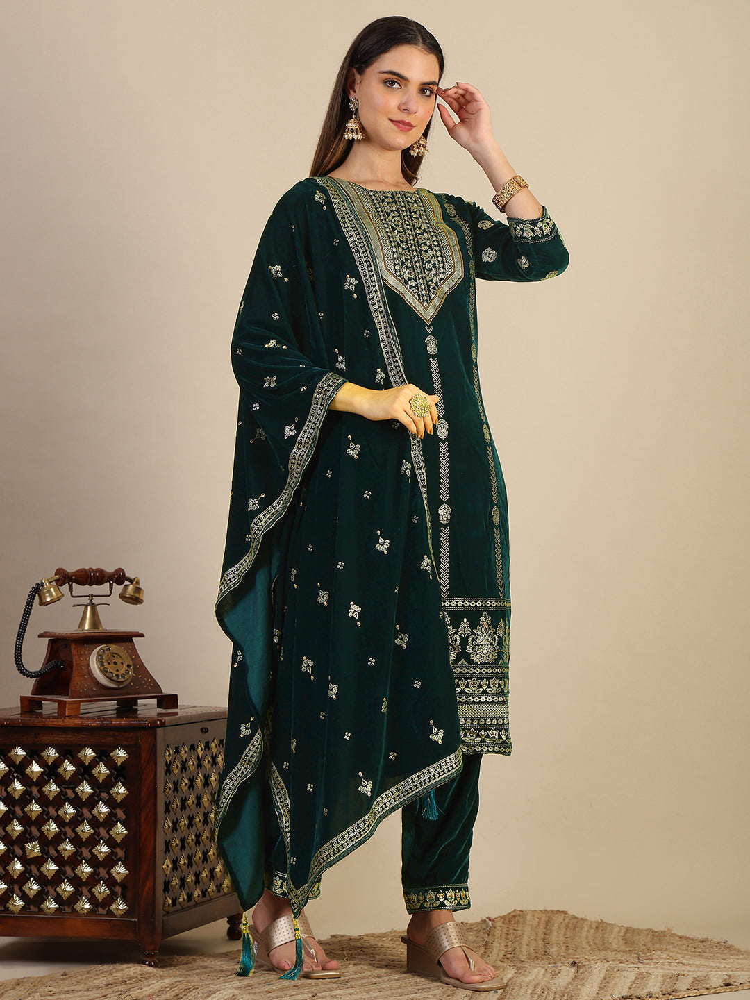 Hand & Foil Printed Velvet Kurta With Pant & Dupatta, Bottle-Green - Hiral Fashion - Distacart