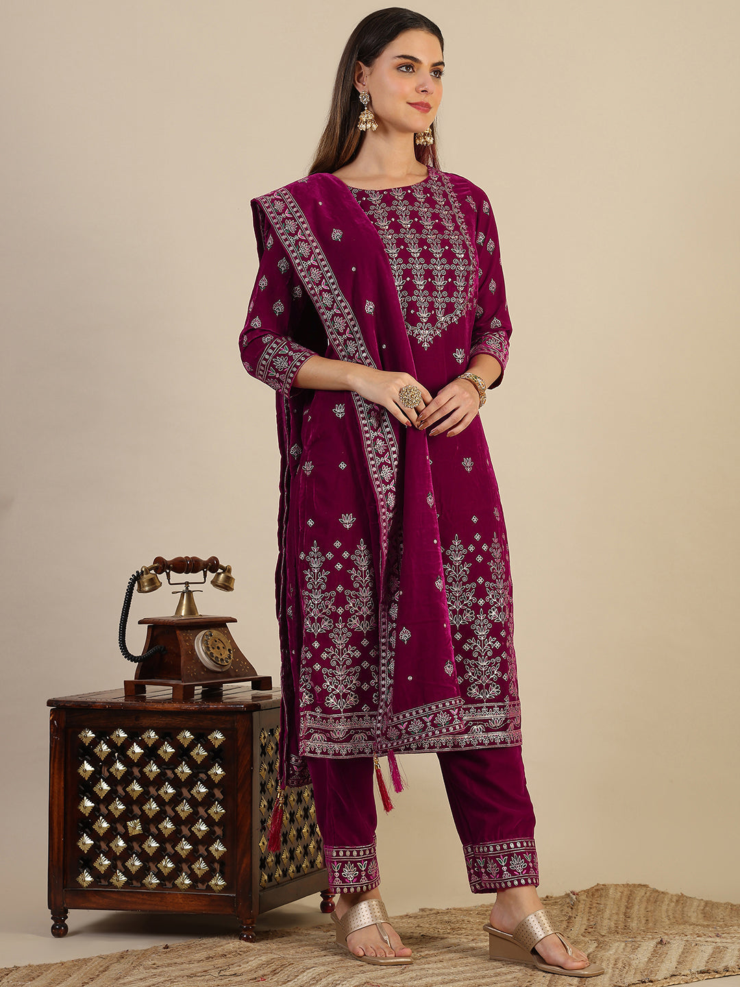 Hand & Foil Printed Velvet Kurta With Pant & Dupatta, Pink - Hiral Fashion