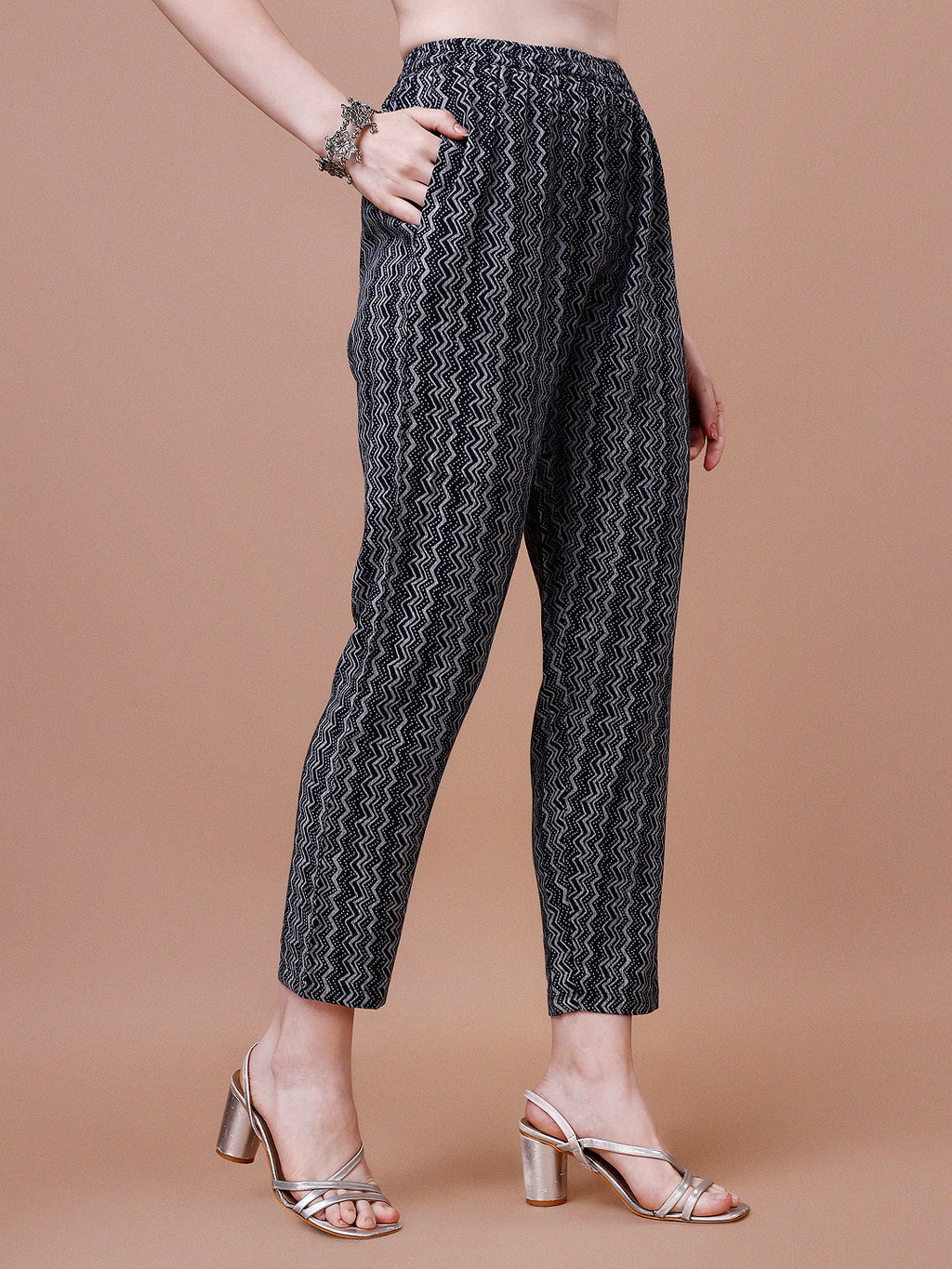 Ethnic Tribal Printed Kurta & Pant Set, Multicolor - Hiral Fashion