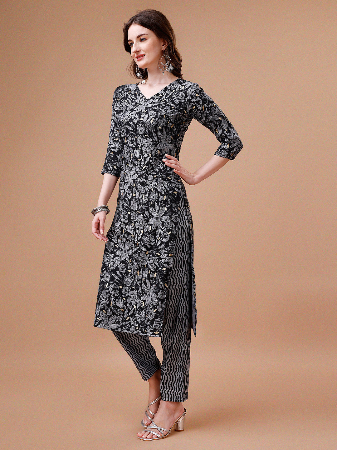 Women Floral Printed Casual Wear Kurta With Pant, Multicolor - Hiral Fashion