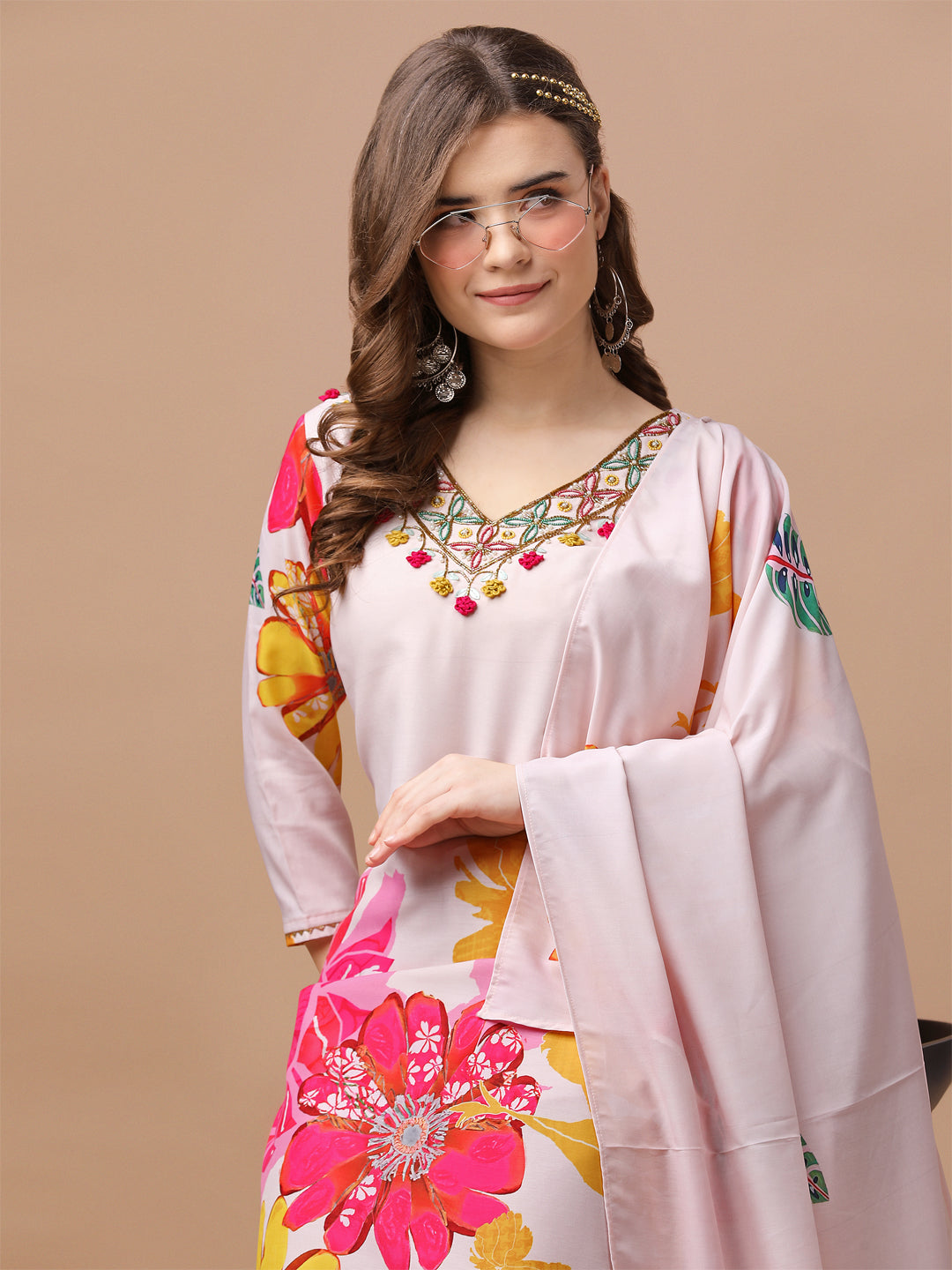 Hand Embroidered Floral Printed Muslin Kurta Pant & Dupatta, Multicolor - Hiral Fashion - Distacart
