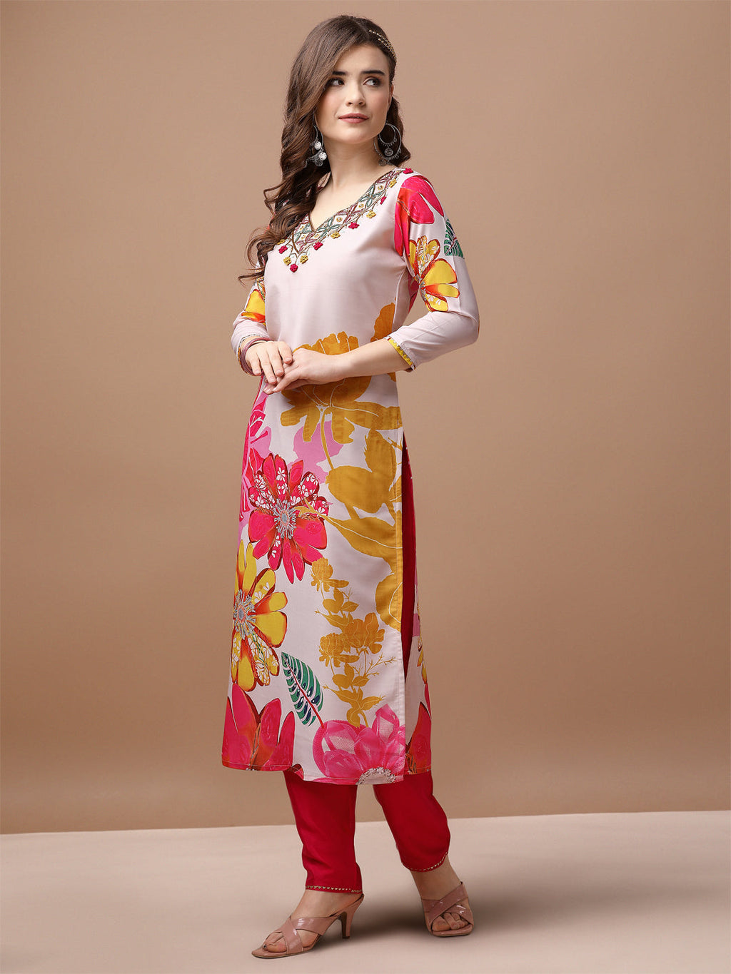Hand Embroidered Floral Printed Muslin Kurta Pant & Dupatta, Multicolor - Hiral Fashion - Distacart