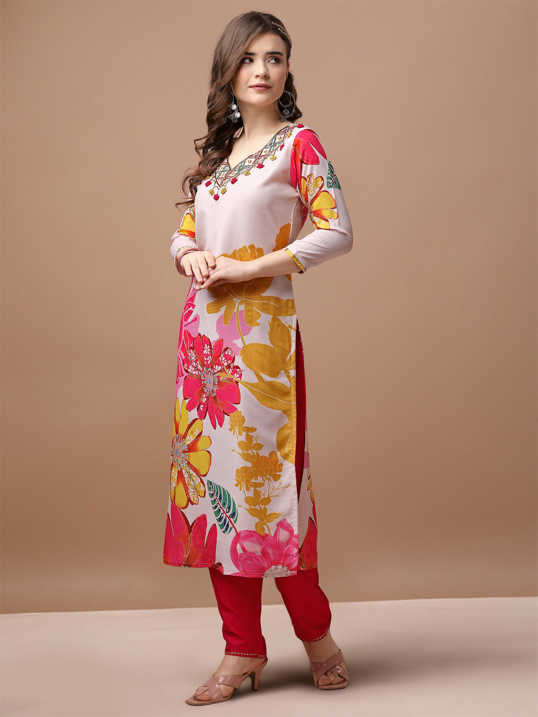 Hand Embroidered Floral Printed Muslin Kurta Pant & Dupatta, Multicolor - Hiral Fashion - Distacart