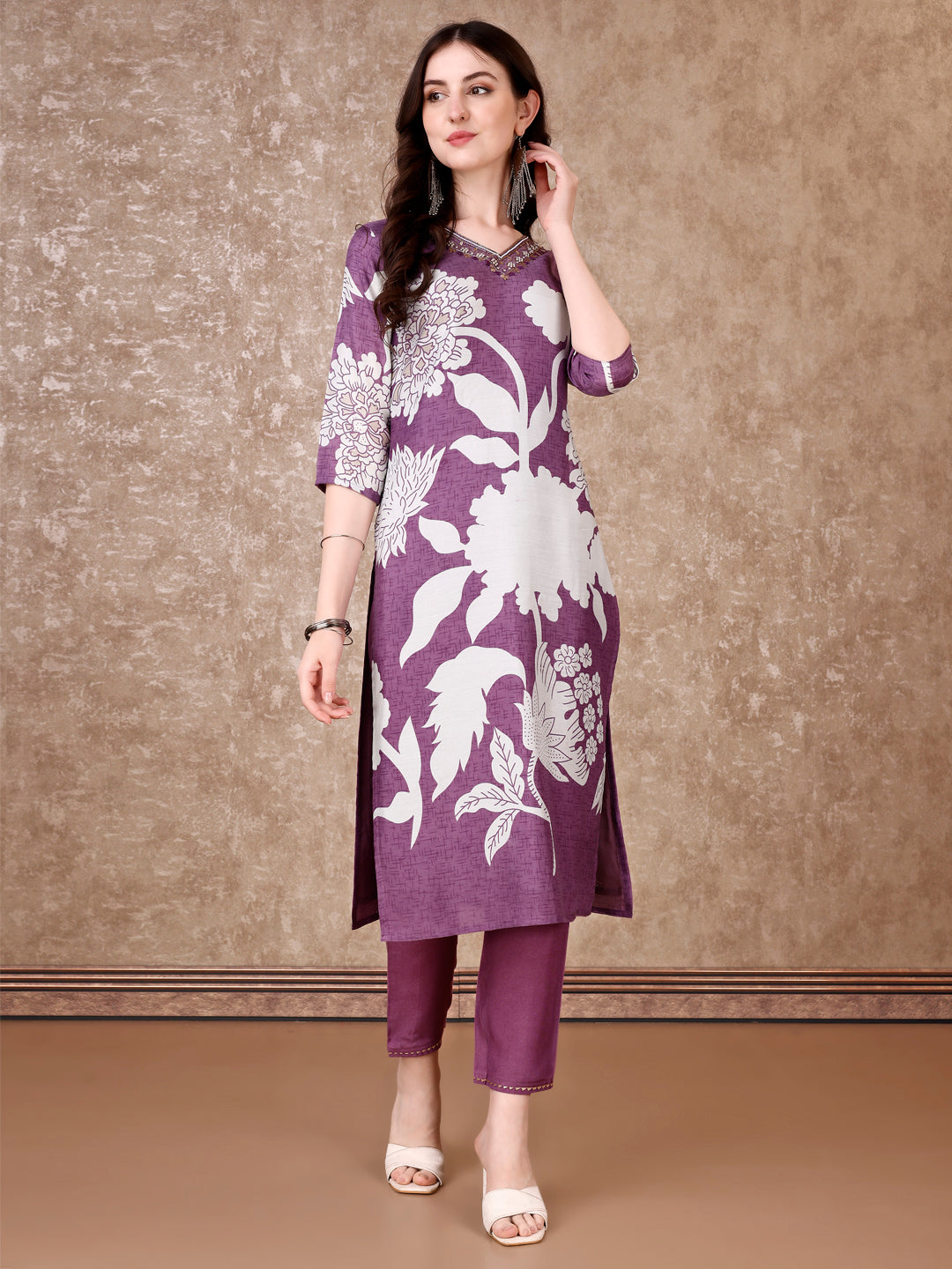 Hand Embroidered & Floral Printed Pure Silk Kurta With Pant & Dupatta, Lavender - Hiral Fashion - Distacart