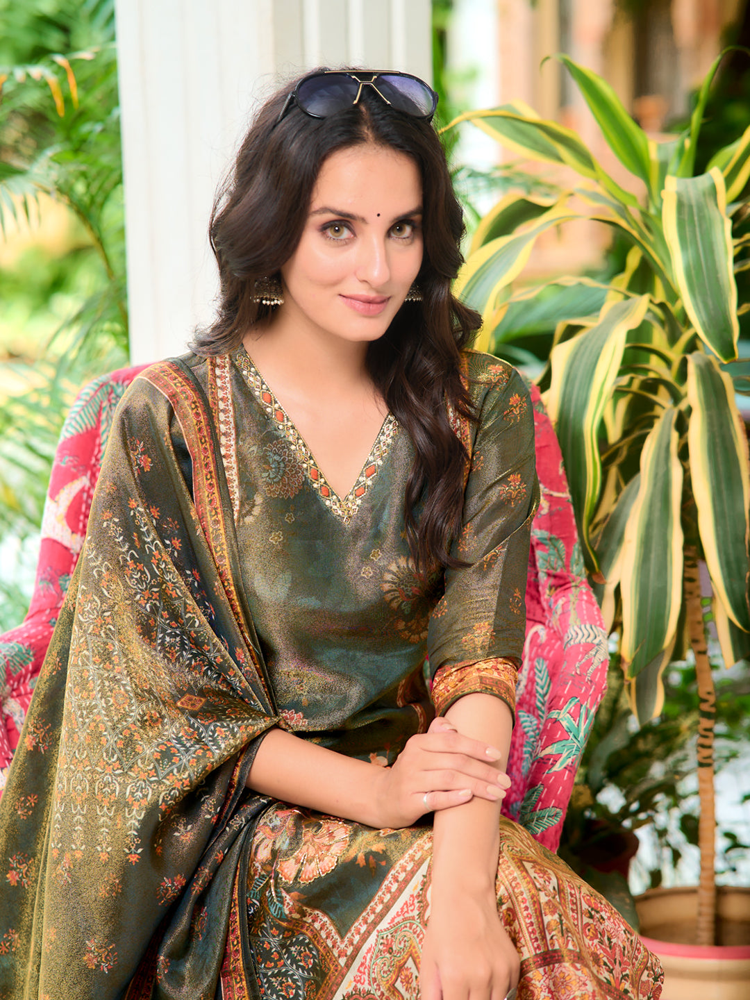 Hand Embroidered & Printed Pure Silk Kurta With Pant & Printed Dupatta, Green - Hiral Fashion