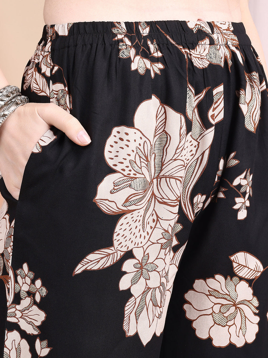 Floral Printed Kurta Set, Black - Hiral Fashion - Distacart