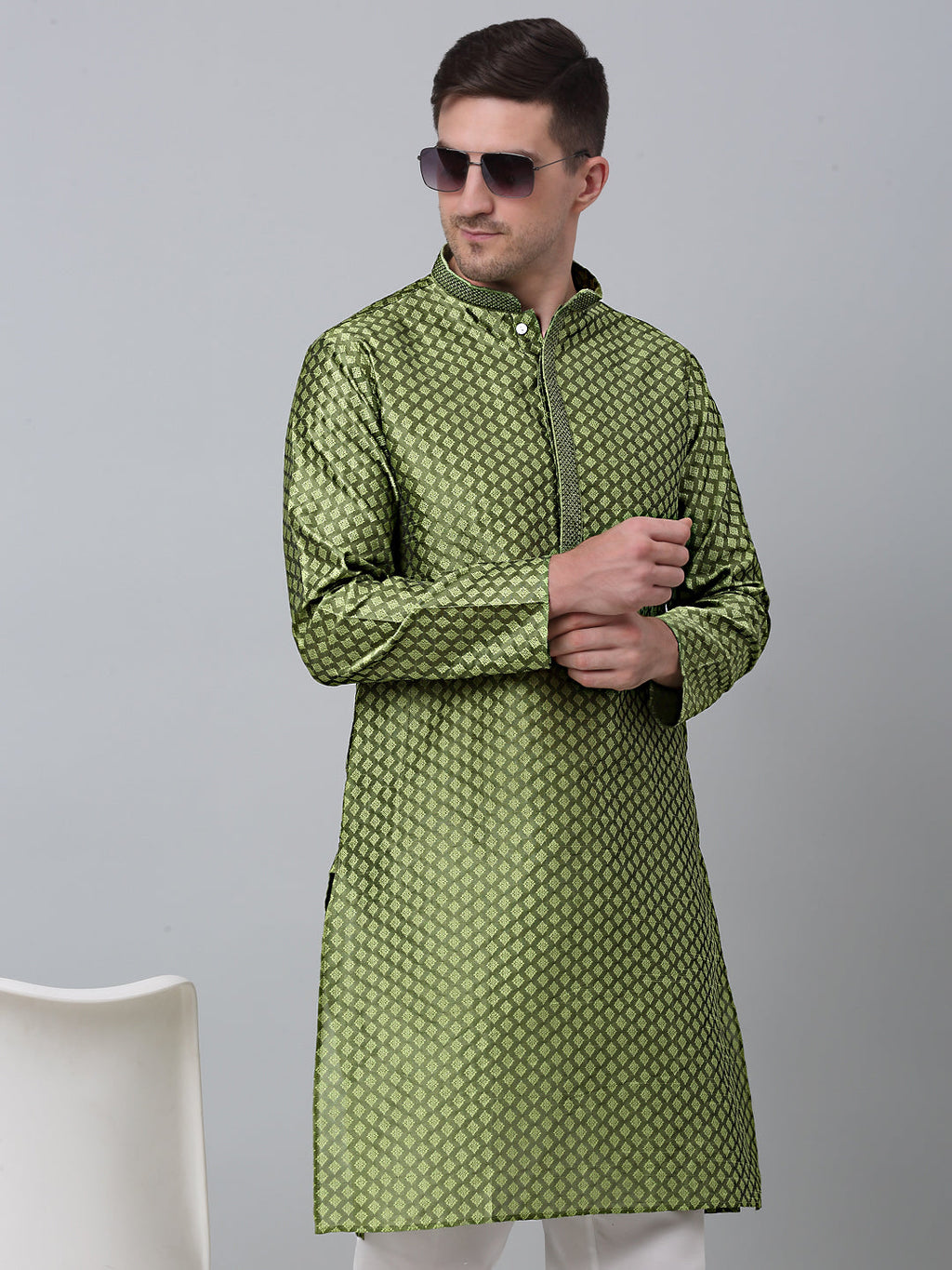 Jompers Men's Olive Green Collar Embroidered Kurta
