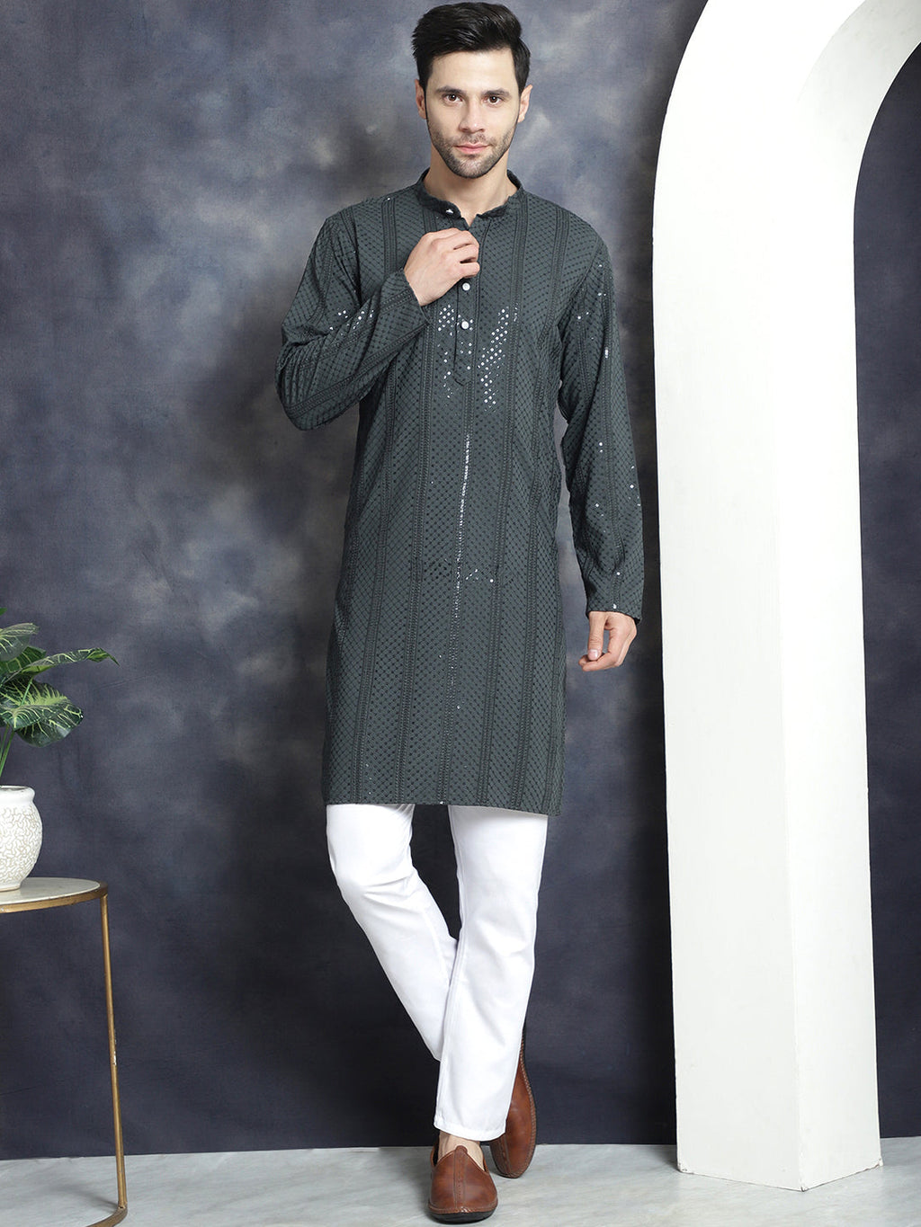Jompers Men's Sequins Chikankari Embroidered Kurta - Grey