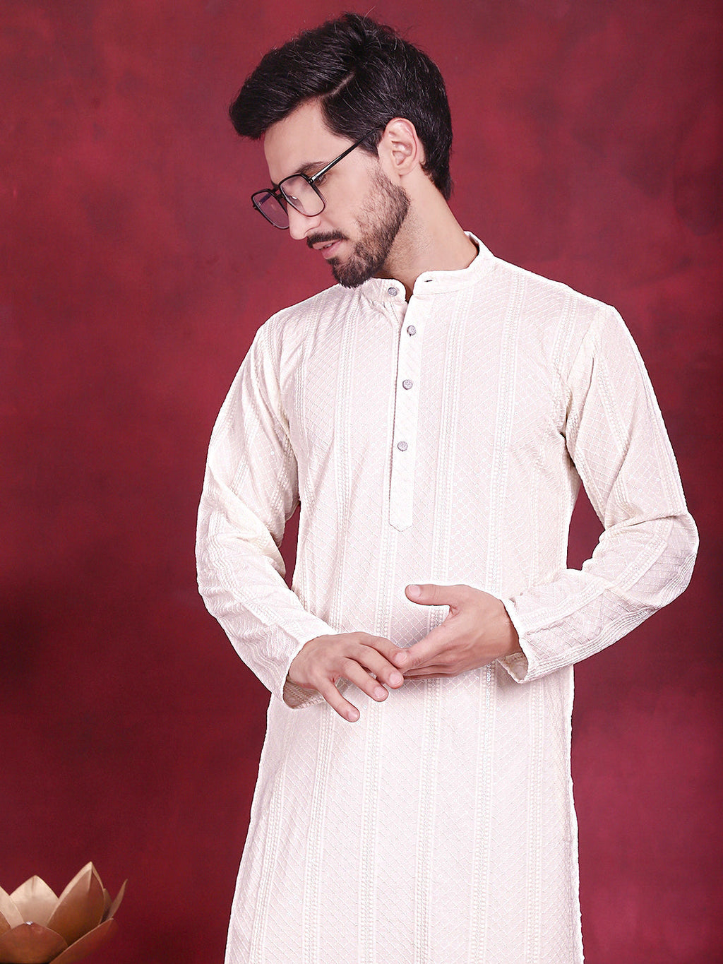 Jompers Men's Sequins Chikankari Embroidered Kurta - White
