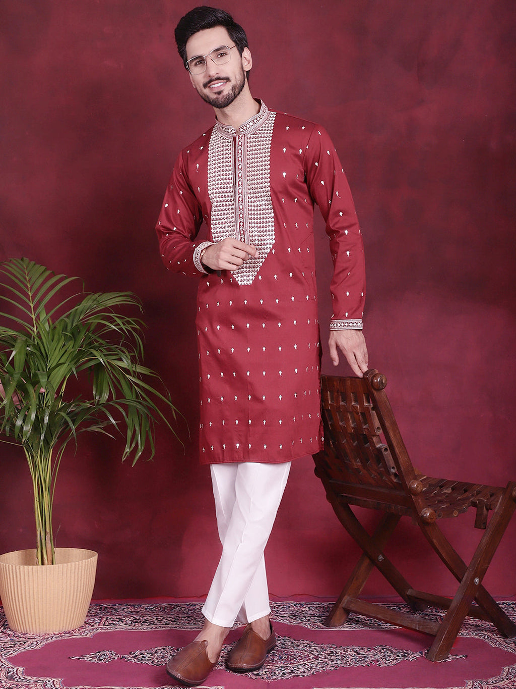 Jompers Men's Sequins Embroidered Kurta - Maroon