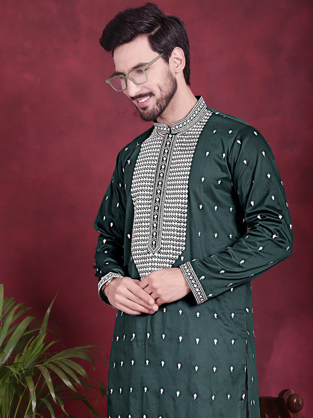 Jompers Men's Sequins Embroidered Kurta - Olive