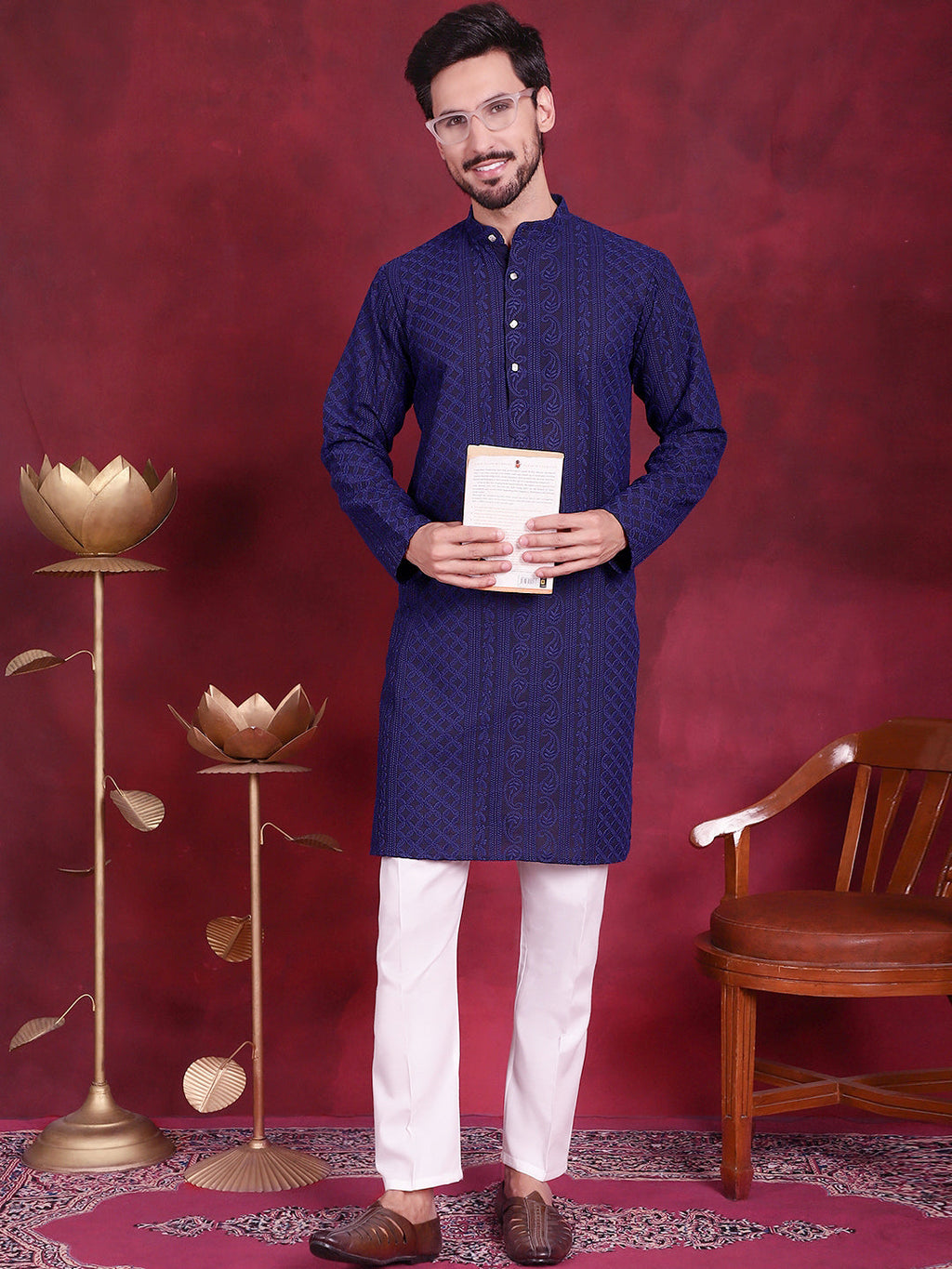Jompers Men's Chikankari Embroidered Kurta - Navy Blue