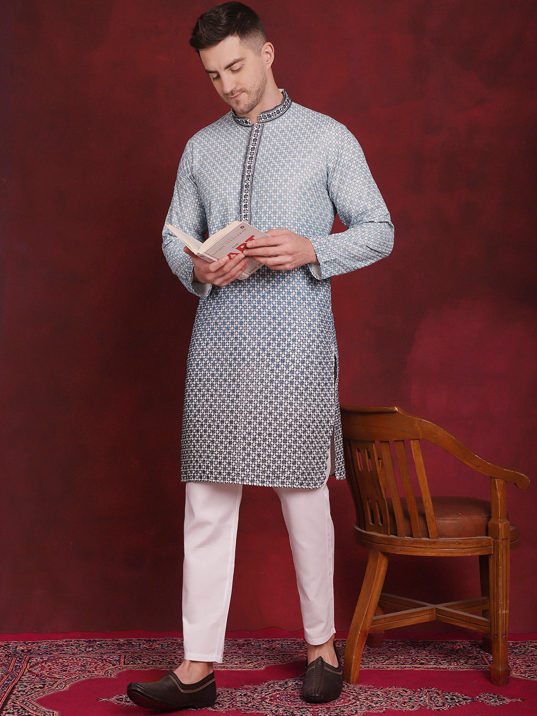 Jompers Men's Sequins Embroidered Kurta - Blue