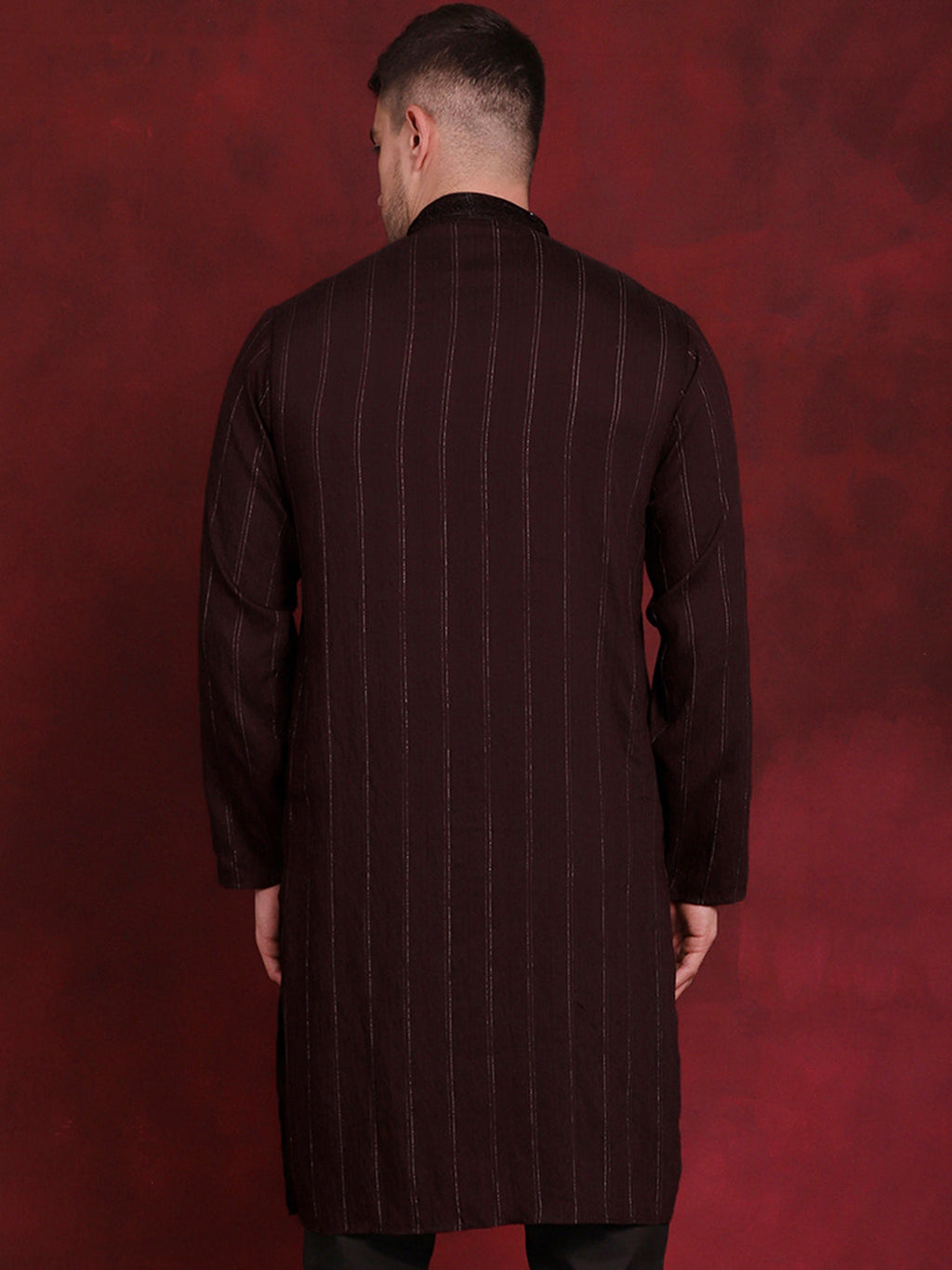 Jompers Men's Sequins Embroidered Kurta - Maroon