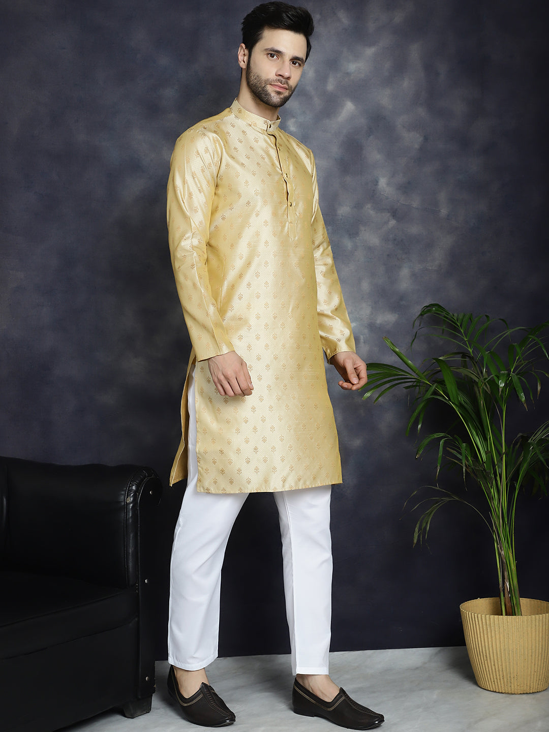 Jompers Men's Woven Design Silk Blend Kurta - Golden