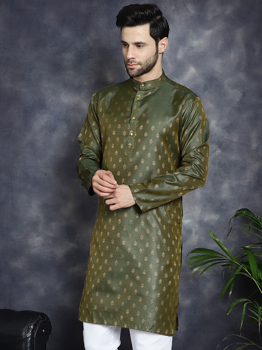 Jompers Men's Woven Design Silk Blend Kurta - Olive