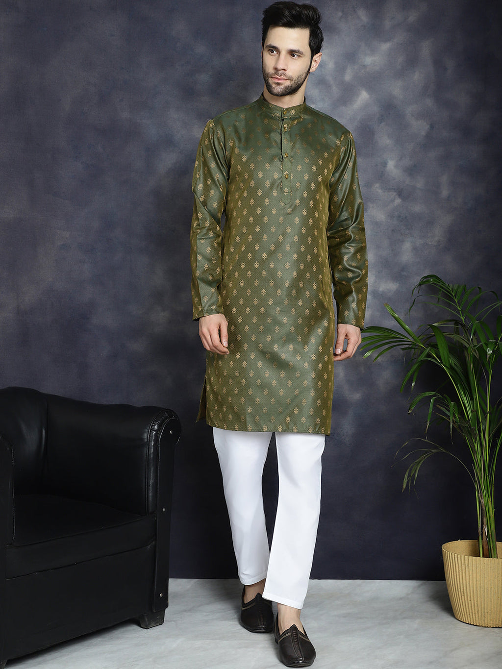 Jompers Men's Woven Design Silk Blend Kurta - Olive