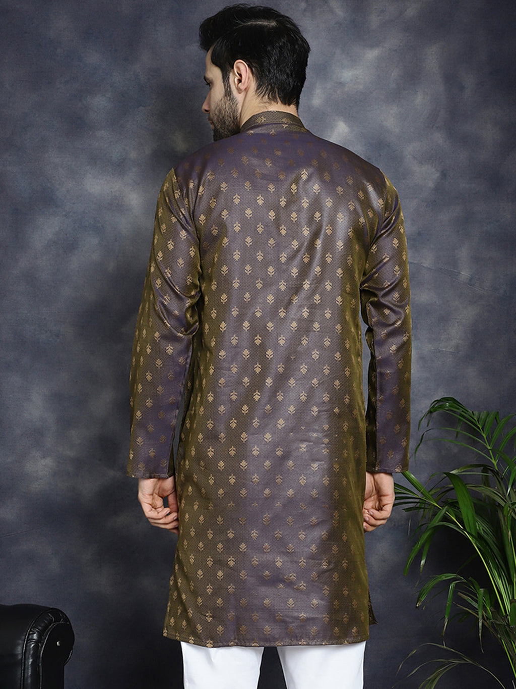 Jompers Men's Woven Design Silk Blend Kurta - Purple